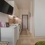 μελίτατα 19 아파트 레팀노